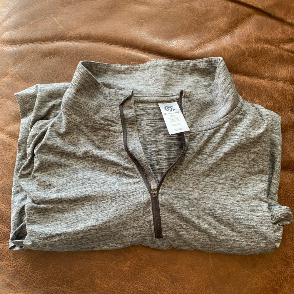 Long sleeve athletic wear